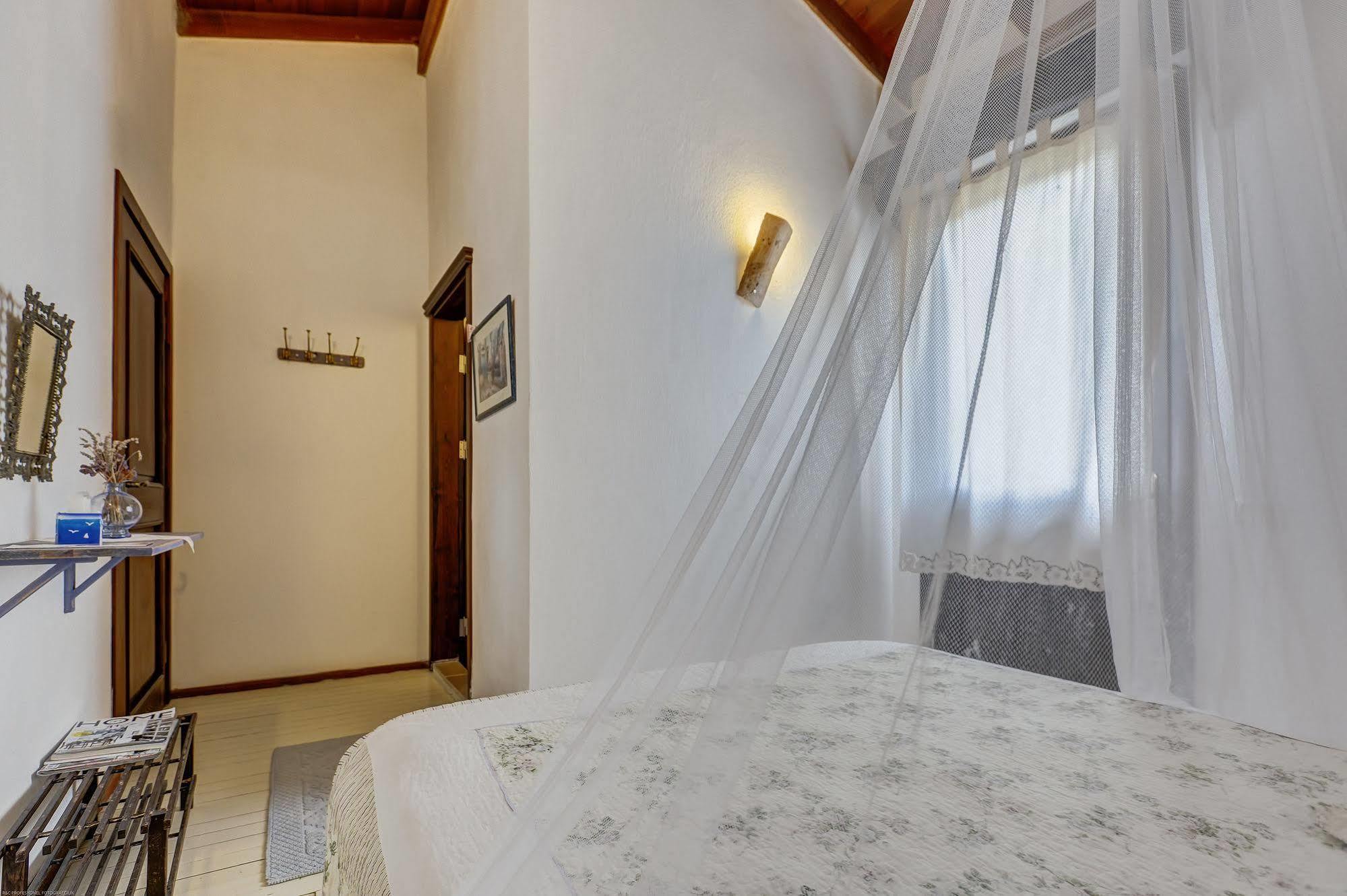 Retro Butik Otel (Adults Only) Cesme Exterior photo